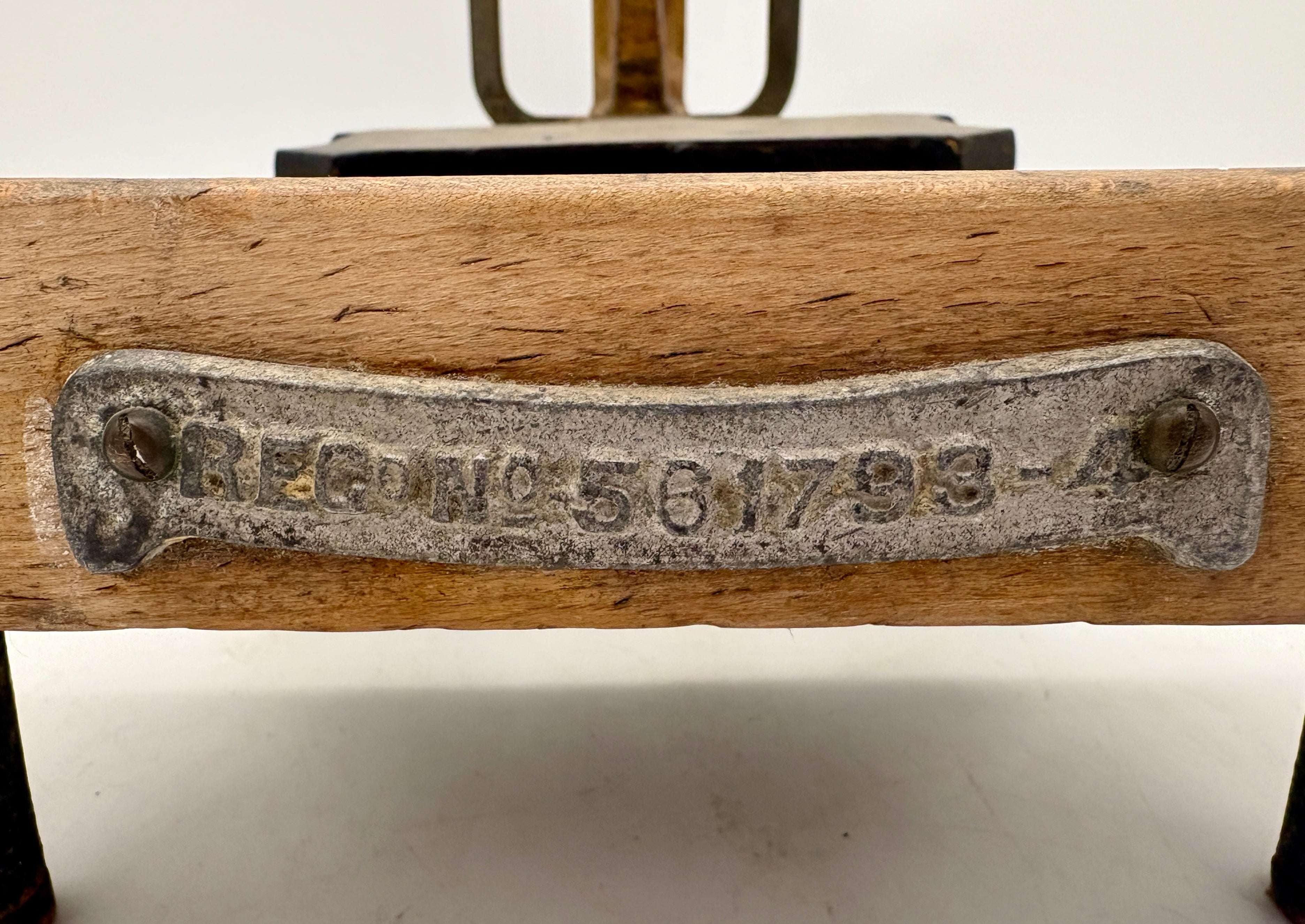 Antique Herbert and Sons Lion Topped 10 lb Scale