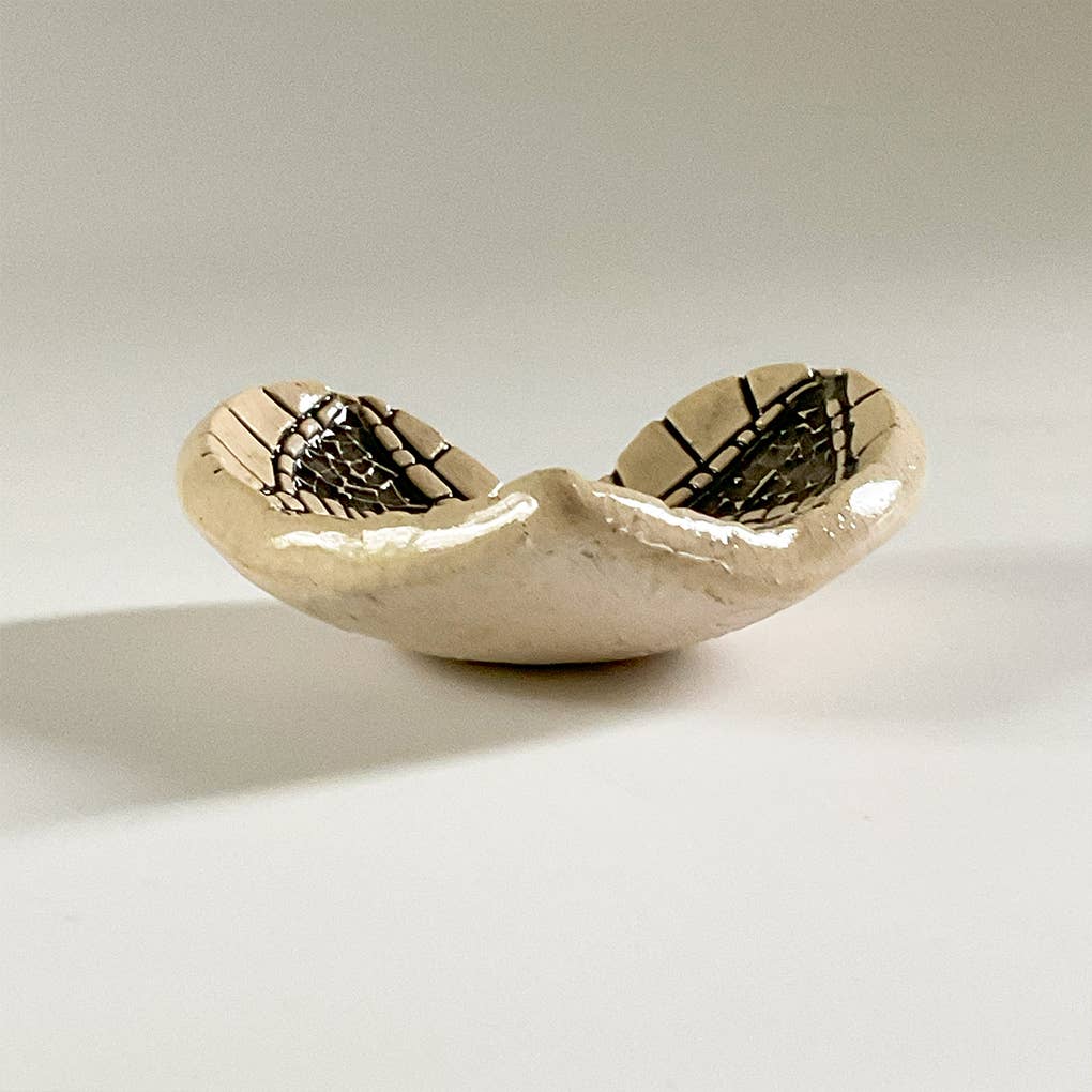 Pottery Dish Bowl - Cat Face Hand Crafted Art Pottery