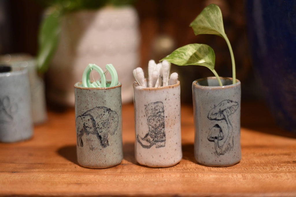 Tiny Tumbler – Pawprint | Handcrafted Ceramic