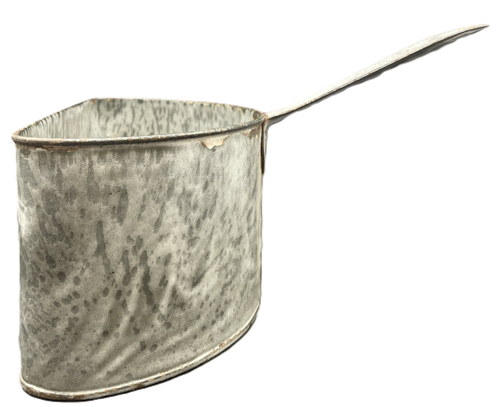 Early 1900's HALF ROUND HALF MOON SHAPED GRAY GRANITEWARE COOKING POT APPROX EARLY 1900'S-1940'S approx. 10.5 x 9 x 7