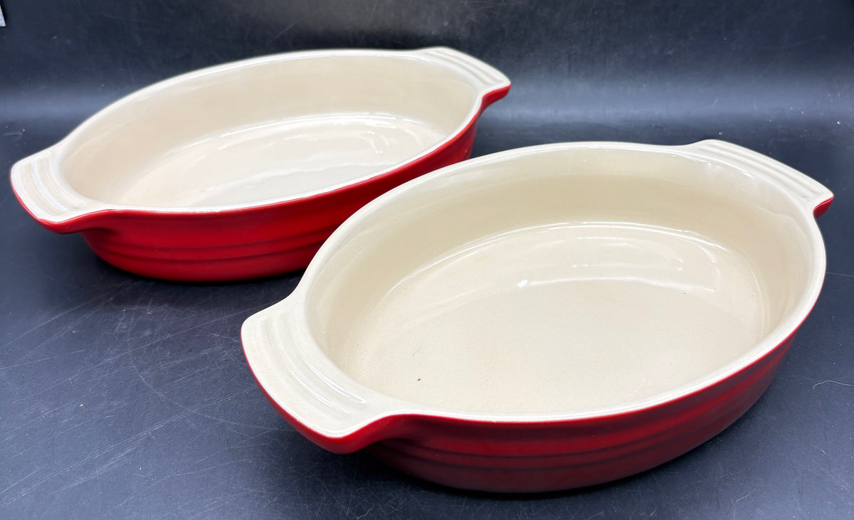 Bistro Reds | Le Creuset Red Oval Stoneware Baking Dishes, Set of 2