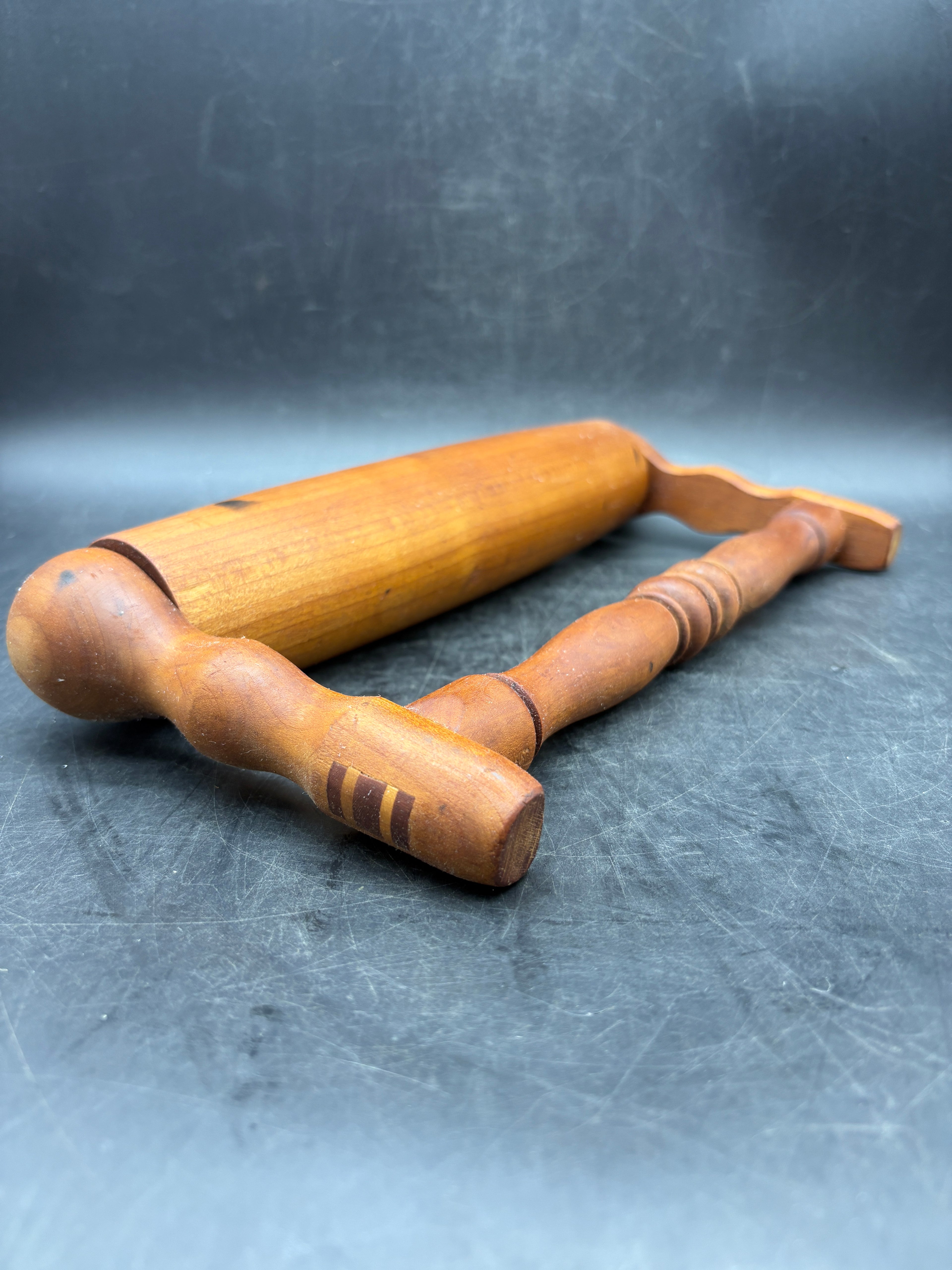 Vintage Pennsylvania Dutch Rolling Pin Draal-huls Wood Farmhouse Primitive