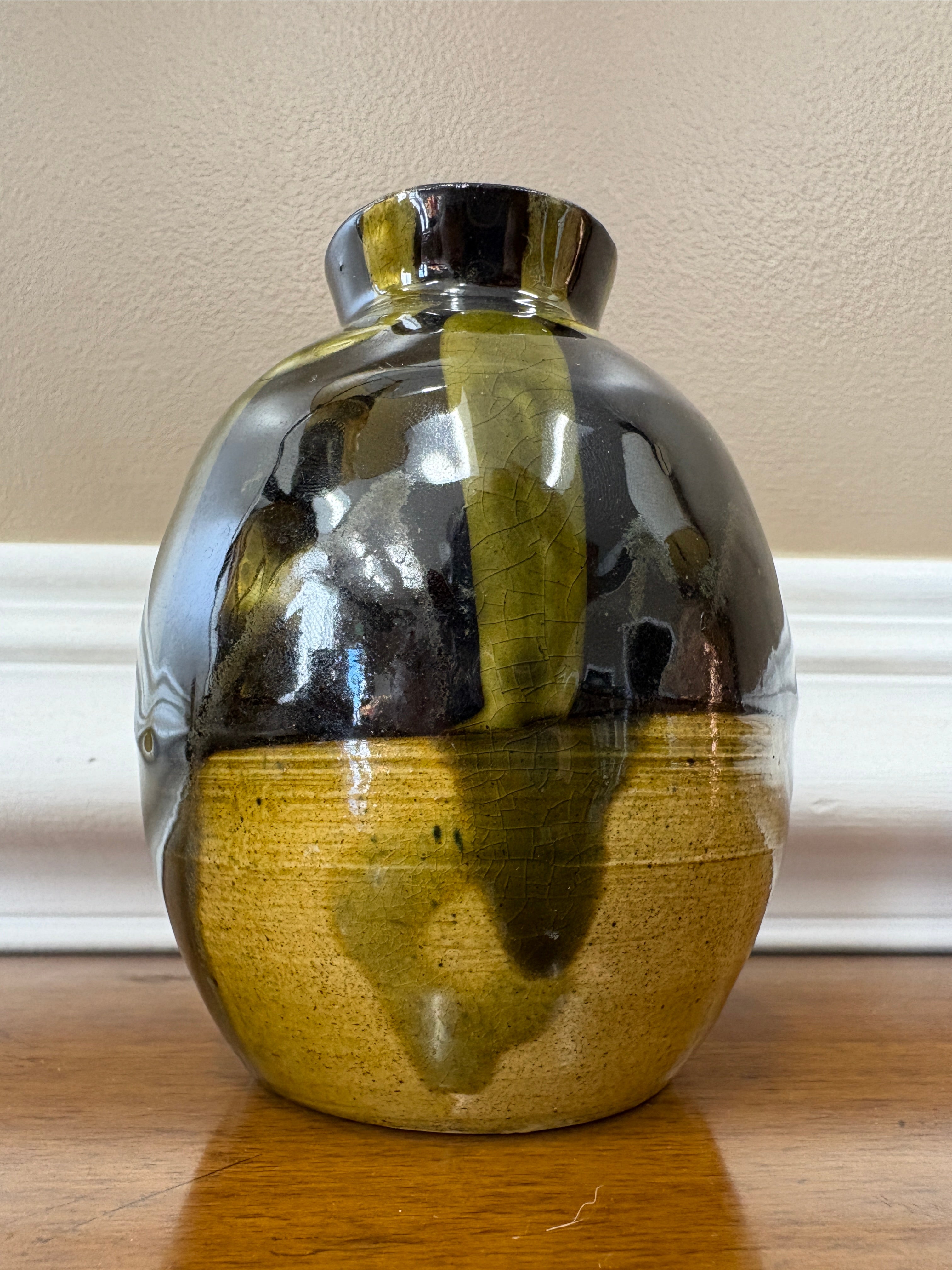 Vintage Kylemore Abbey Pottery Vase