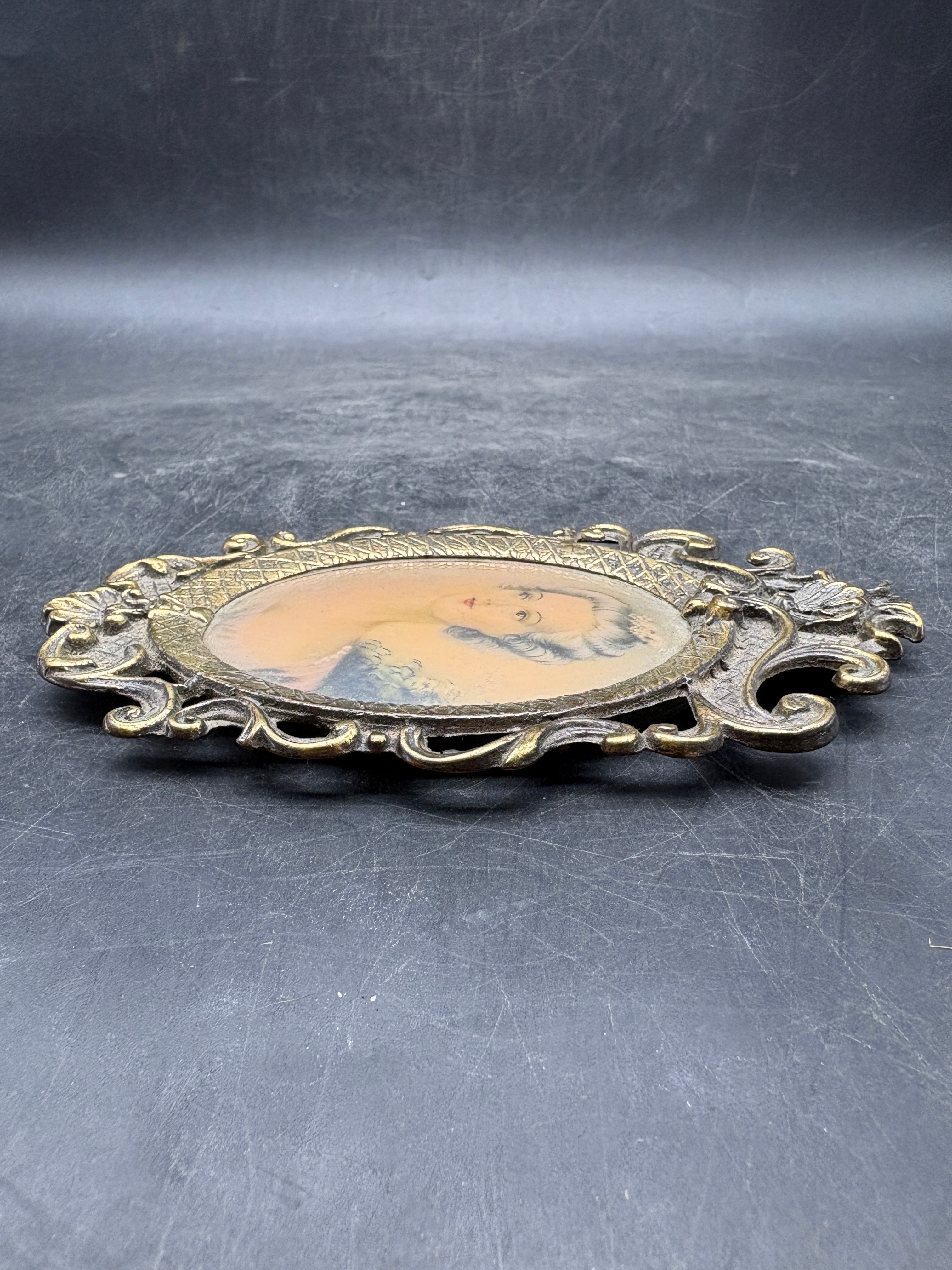 Vintage/Antique Oval Brass Hanging Frame | Victorian Baroque Lady Portrait | Likely Italian