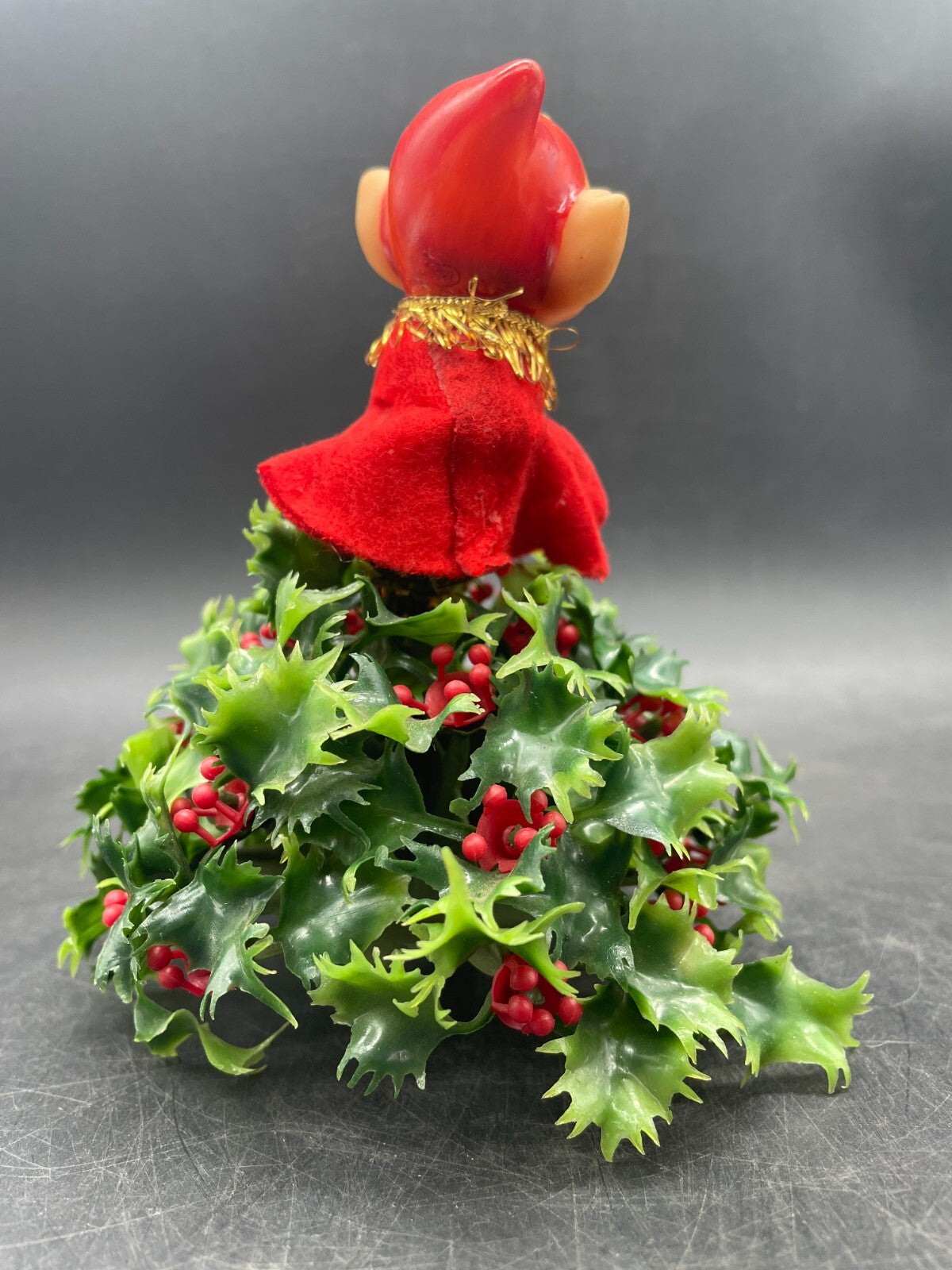 Vintage Knee Hugger Elf Holly Christmas Décor