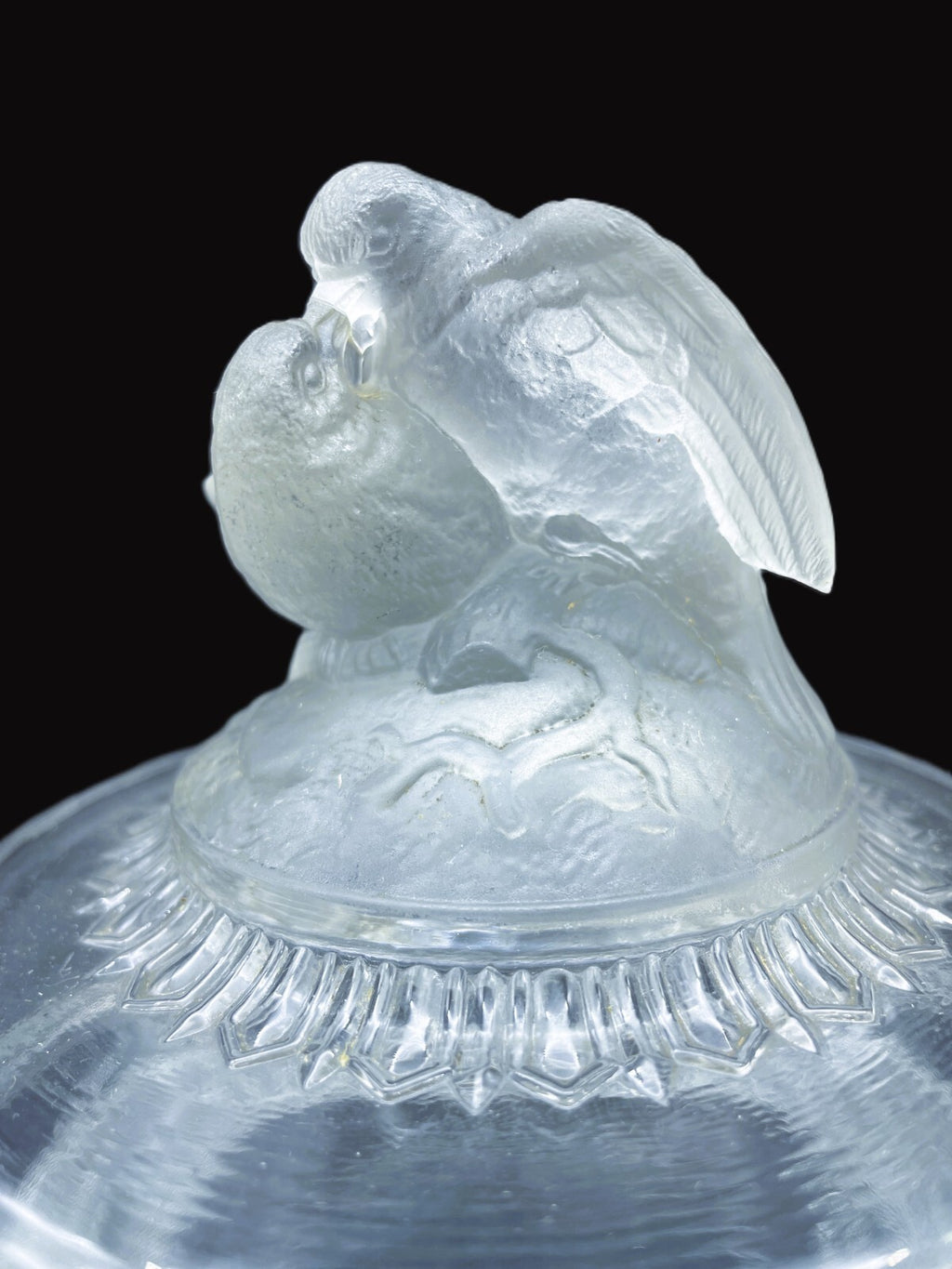 ANTIQUE EARLY AMERICAN PATTERNED GLASS COVERED COMPOTE LOVE BIRDS -C. 1870
