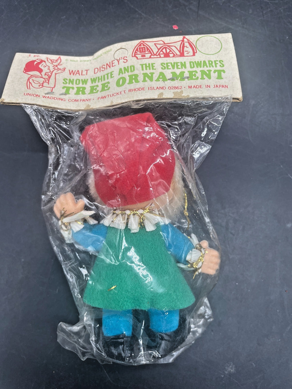 Vintage New Old Stock Walt Disney Snow White Seven Dwarfs Ornament in Original Package