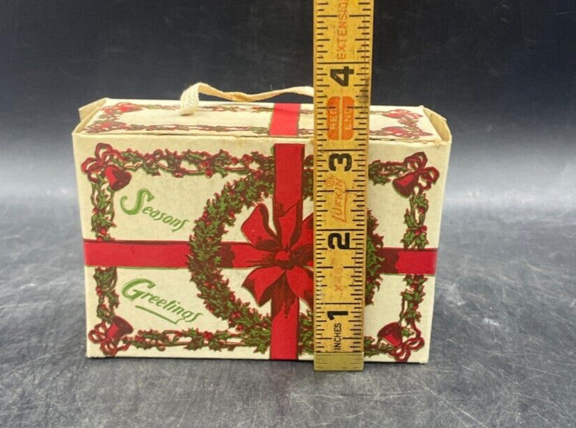 Vintage Christmas Candy Box - Holly Wreath Season's Greetings Holiday Decor