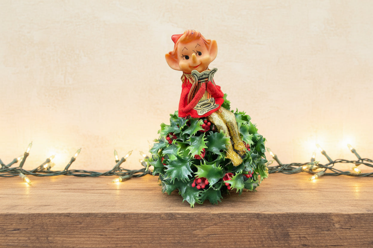 Vintage Knee Hugger Elf Holly Christmas Décor
